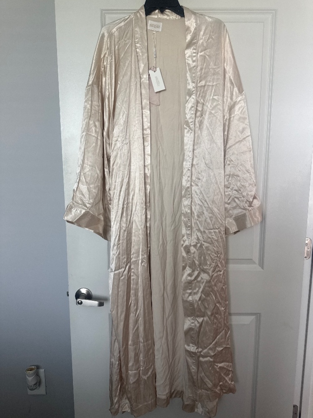 JLUXLABEL Champagne Bridal Robe NWT Never Worn